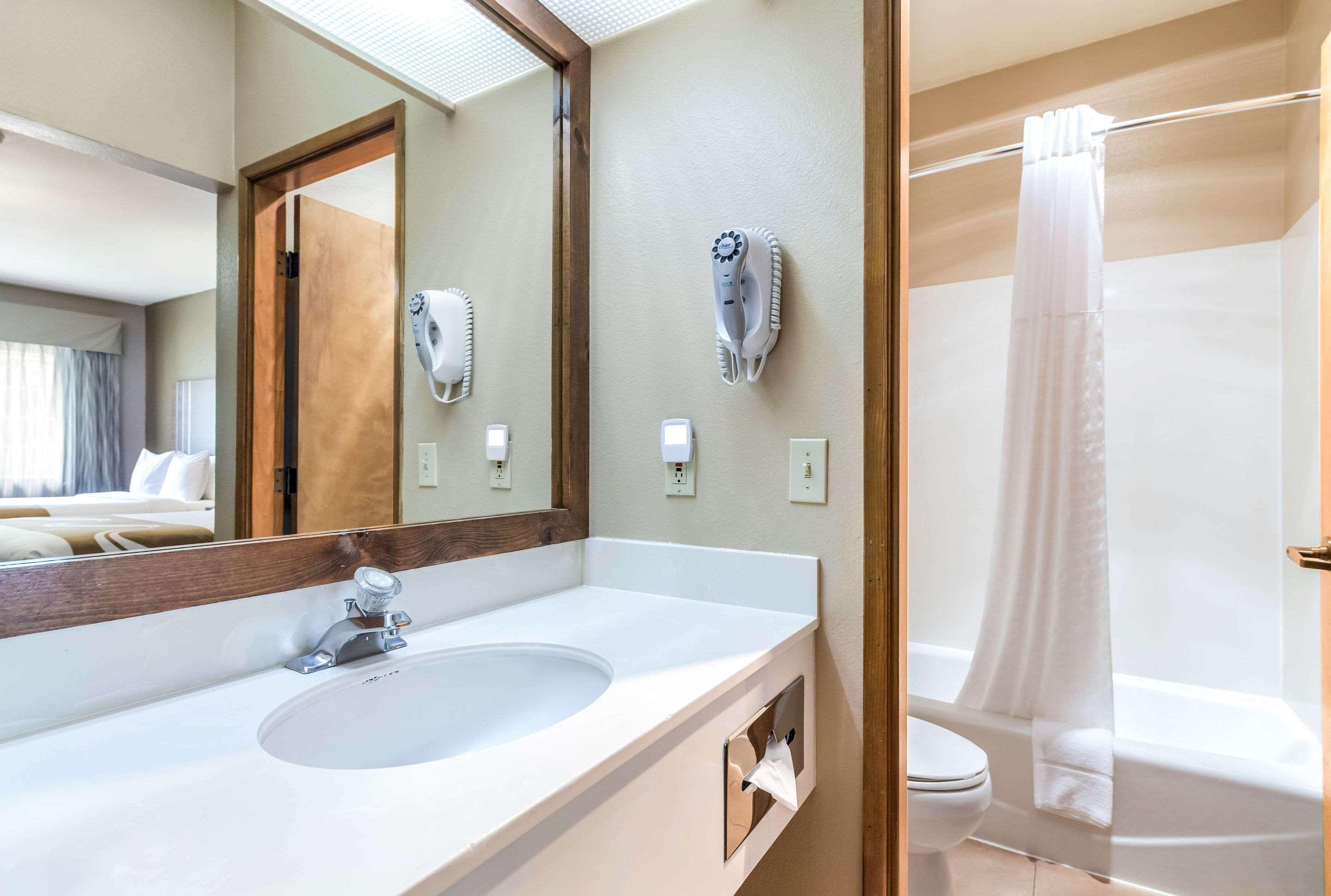 Quality Inn & Suites Bainbridge Island Dış mekan fotoğraf